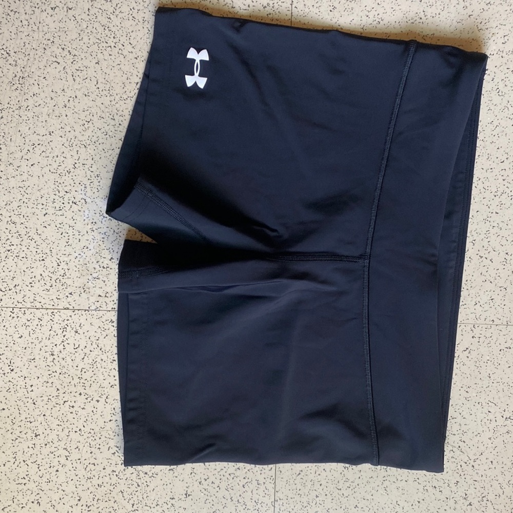 Volleyball shorts